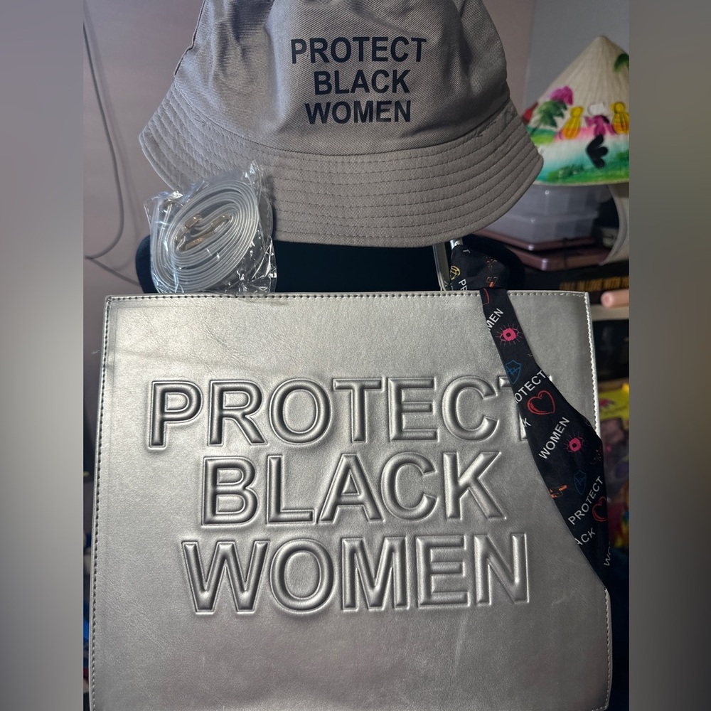 Black and sliver Interior Bag